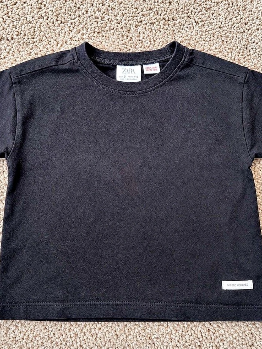 Zara kids Black Short Sleeve Tee Size 5